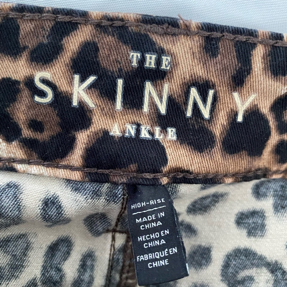 NWOT White House Blk Market leopard pants Sz 30. Never worn perfect cond. $20 - Picture 9 of 13